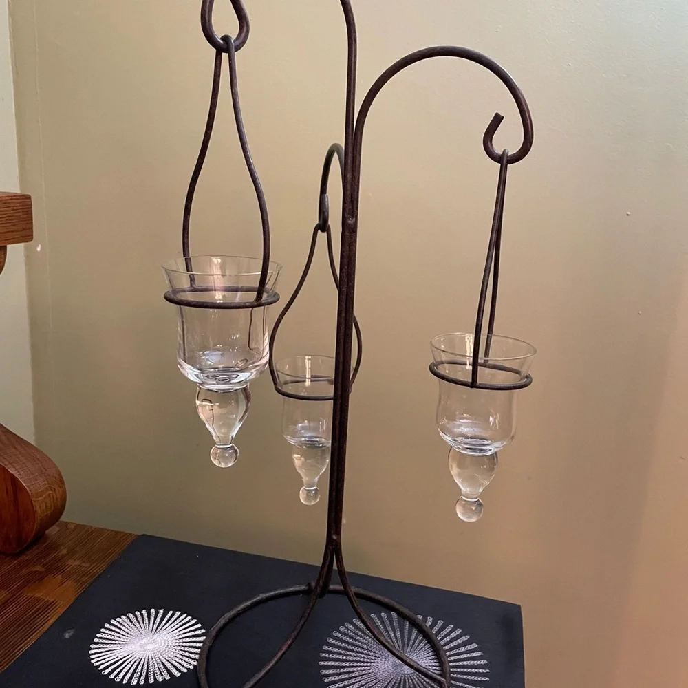 Elegant Black Metal Candle Holder